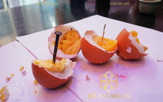 dau-hieu-nhan-biet-bi-yem-bua-4