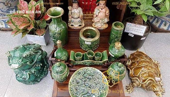 Mẫu bàn thờ Thần Tài hợp mệnh Mộc