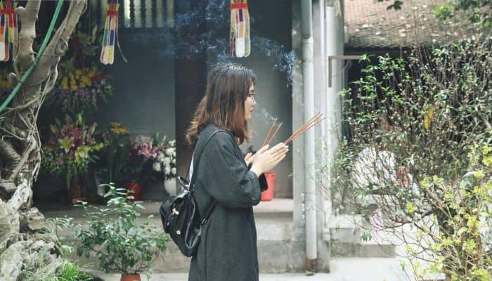 Bài khấn cầu duyên phổ biến và linh nghiệm nhất Bài khấn cầu duyên phổ biến và linh nghiệm nhất