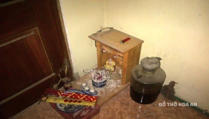 Chọn ngày tốt, hợp phong thủy để bỏ bàn thờ Chọn ngày tốt, hợp phong thủy để bỏ bàn thờ
