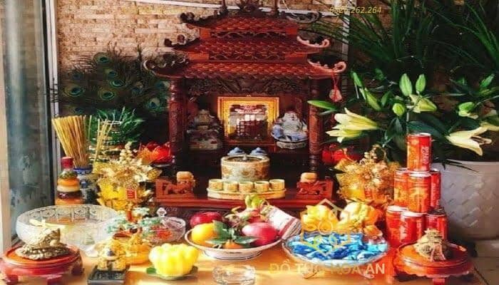 Thờ ông Địa bằng đồ chay hay đồ mặn Thờ ông Địa bằng đồ chay hay đồ mặn