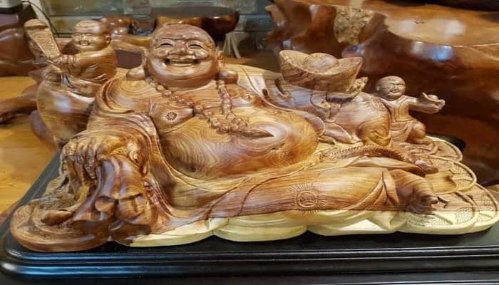 Tượng gỗ Cẩm Lai quý hiếm Tượng gỗ Cẩm Lai quý hiếm
