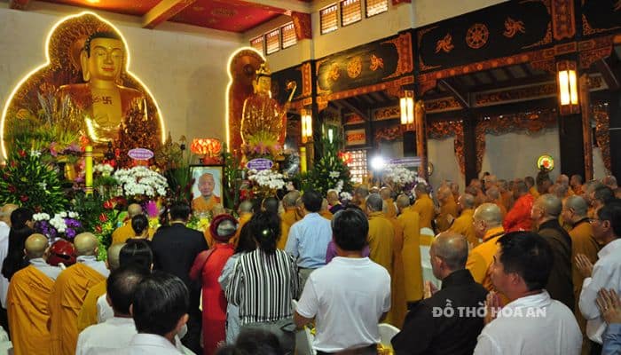 Văn khấn lễ ban Tam Bảo Văn khấn lễ ban Tam Bảo