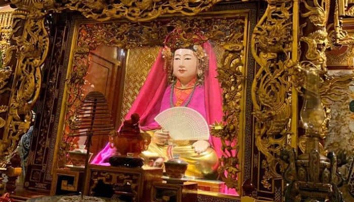 Ngày cúng tiệc cô Chín hàng năm là ngày 9/9 Âm lịch Ngày cúng tiệc cô Chín hàng năm là ngày 9/9 Âm lịch