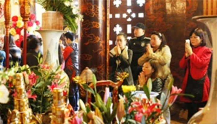 Cách khấn khi đi lễ chùa Cách khấn khi đi lễ chùa
