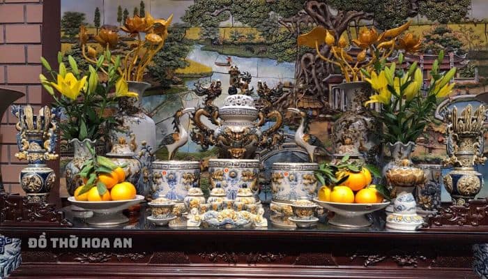 Bàn thờ gia tiên nên đặt ở đâu yên tĩnh, tránh những nơi ồn ào